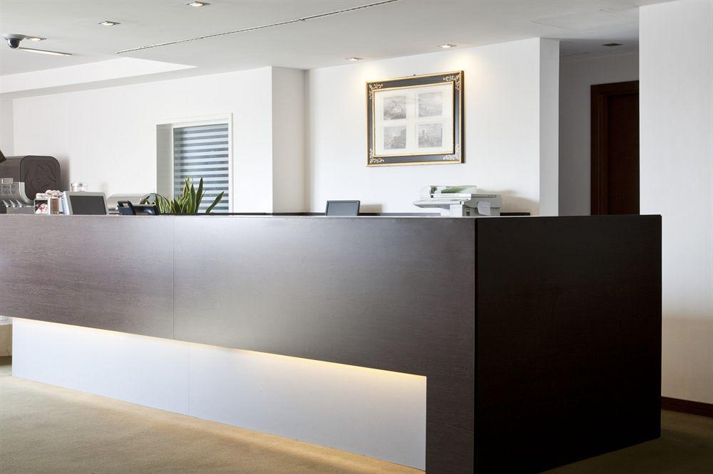 Nh Milano 2 Residence Сеграте Екстериор снимка